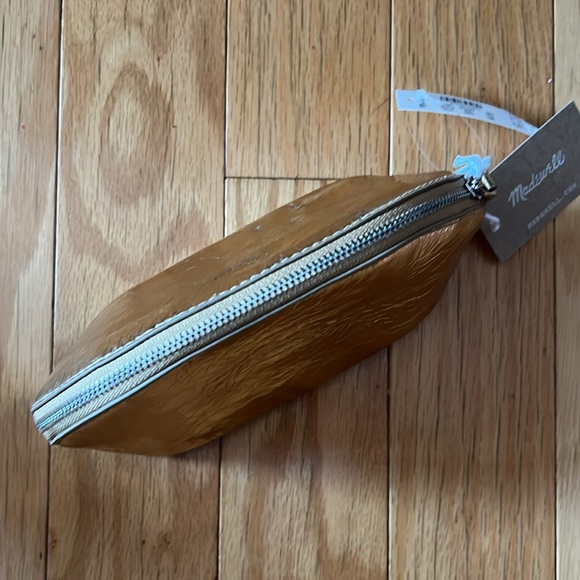 Gold Women's Makeup Pouch - Picture 5 of 5